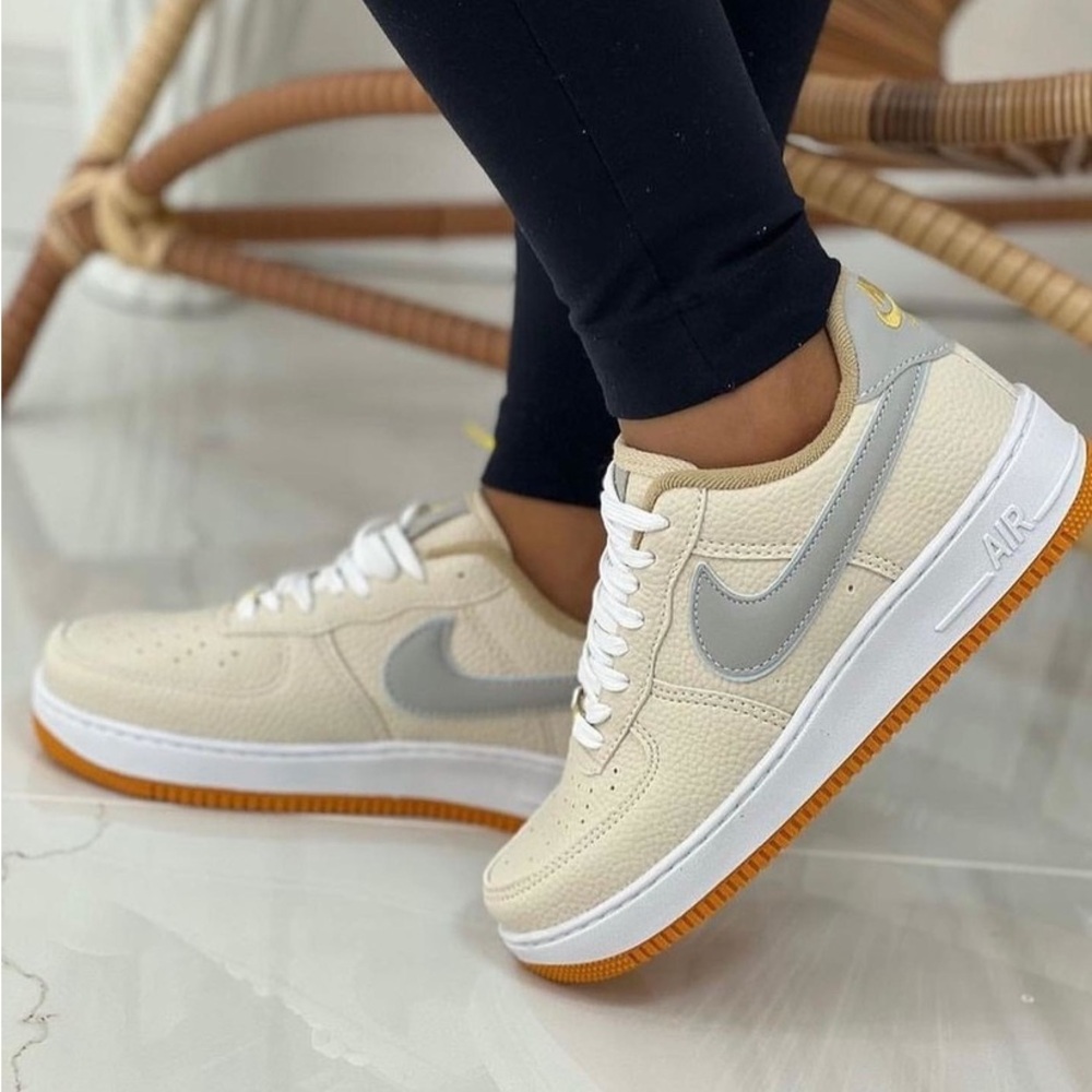 Nike AF1 women’s 10.5